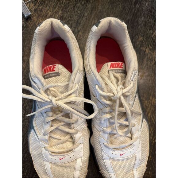 Nike REAX Run White Sneakers Sz 11 - Picture 4 of 8